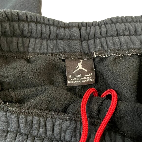Jordan Sweatpants Men's Size XL Varsity Black Red Drawstring Zipper Ankles - Picture 3 of 5